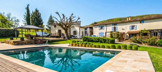 Pet friendly home in Saint-Benoît in Saint-Benoît