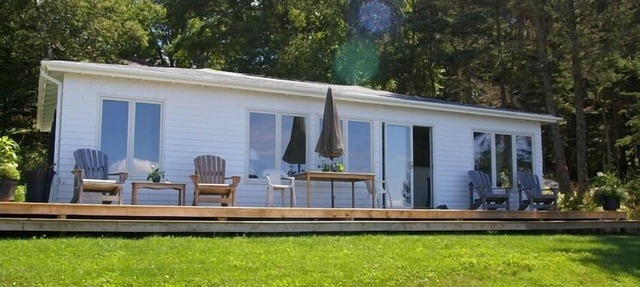 Pleasant Nova Scotia Cottage in Halifax