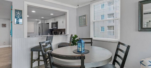 PLUMLEE VACATION RENTAL PERKS INCLUDED Quiet Waters F1 – INTRACOASTAL in Indian Shores