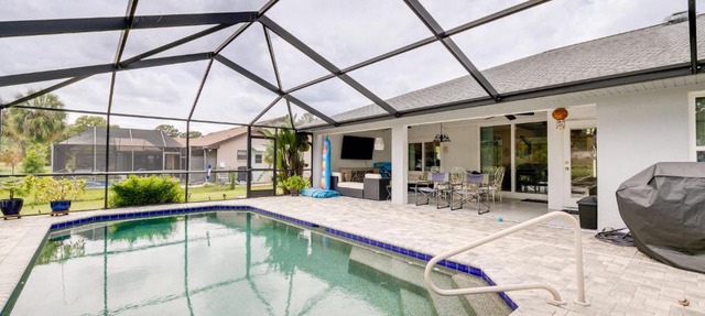 Pool, Grill & Golf Course Views: Spring Hill Stay! in Spring Hill