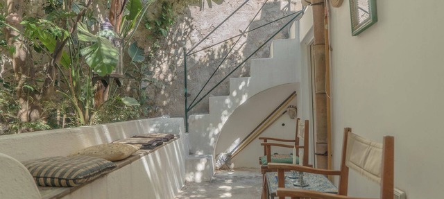 Prestigious historic house with private garden, under the Lipari castle in Lipari