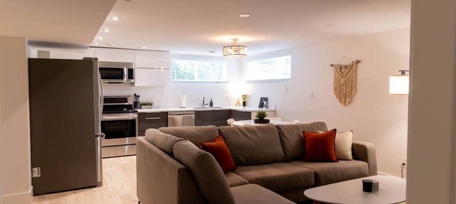 Private North End Suite Near Lake, Breweries and Downtown in Kelowna