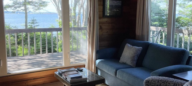 Private Ocean Front Cabin Close To Cavendish Beach, Restaurants, & More! in Breadalbane