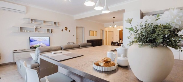 Relax in Mellieħa! A cozy family apartment with sea views, terrace & all the comforts for a perfect island stay. in Il-Mellieħa