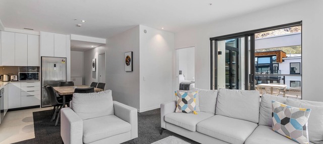 Residence du Parc by Staysouth in Arthur's Point