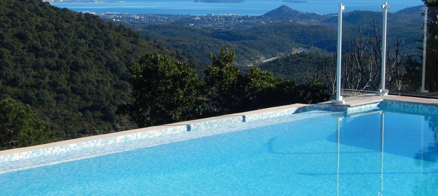 Secured Private Domain, Amazing Cannes Bay View, Close to Beach,Tennis Court,CA in Les Adrets-de-l'Estérel