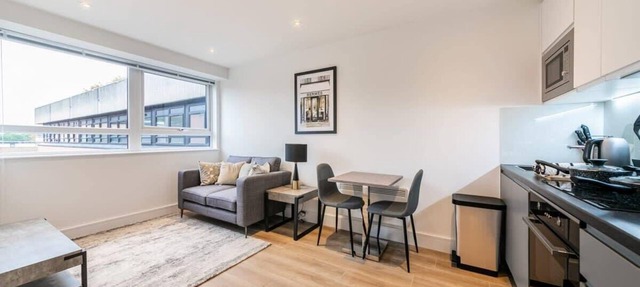 Smart Studio Apartment in Central East Grinstead in East Grinstead