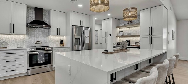 Spacious 4 bedroom waterfront home in beautiful Crystal River with fitness room in Crystal River