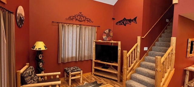 Spacious 5-bedroom, 4 Bathroom House - cozy Anglers Retreat in Onamia