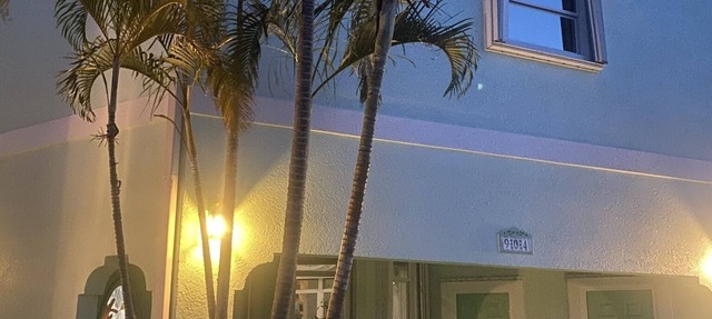 Spacious Beach House in Nettles Island Hutchinson Beach in Jensen beach