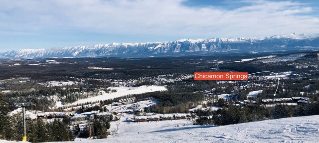 Spacious Ski-in Ski-out/Golf condo .ski down to the lift in Kimberley