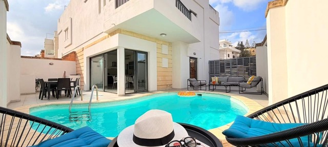 Spacious Villa Near Sliema & Paceville in San Ġwann