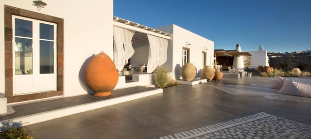 Splendid Santorini Residence | Villa Beatrix | 5 Bedrooms in Santorini