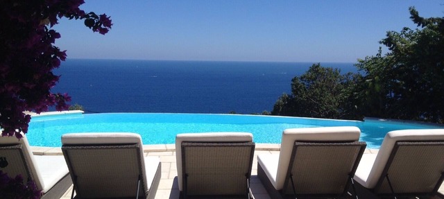 Splendid villa with sea view in Saint-Raphaël