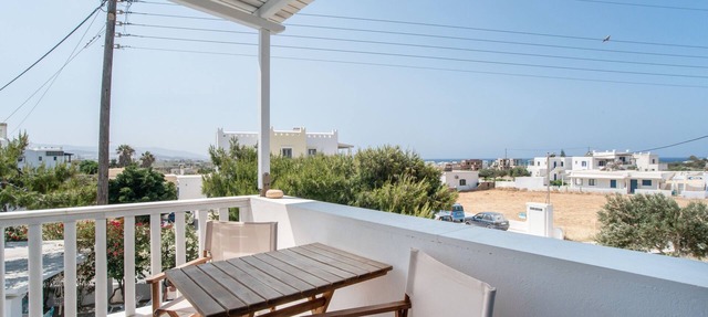 Studio Apartment 'Maroulis Studios - 8' with Private Garden, Wi-Fi & Air Conditioning in Mikri Vigla