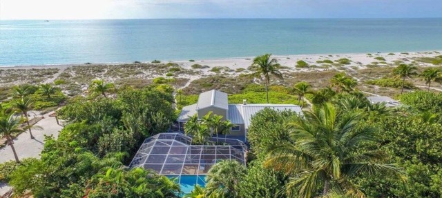 Stunning Gulf Front Beauty! in Captiva