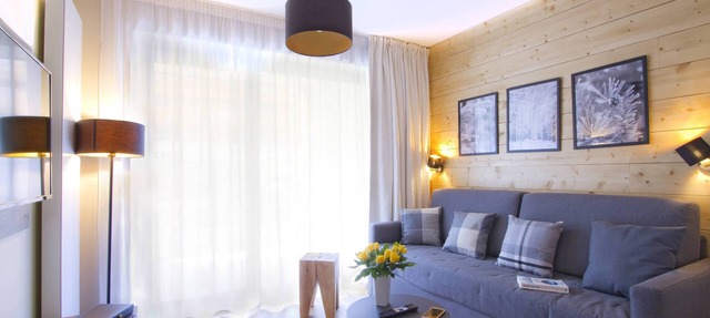 Suite lumineuse au pied des pistes | wifi gratuit! in Huez