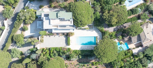 Superb vintage design luxury villa with pool and St Maxime sea view in Sainte-Maxime