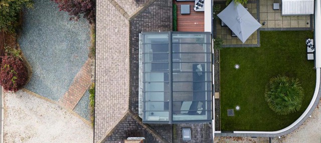 Thrushley Cottage - sleeps 7 - with roof terrace in Middlestown