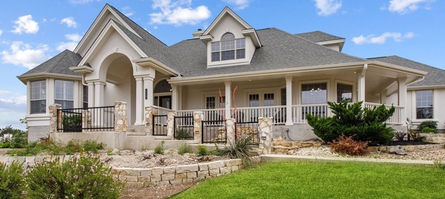 Upscale Comfort in Dripping Springs - The Goodnight House - Spacious 4/3 - Views in Dripping Springs