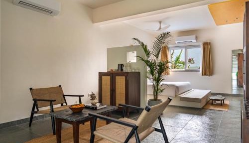 Vihara Udaipur - Bespoke Luxury Private Pool Cottages, Destination Dining & Contemporary Art in Udaipur