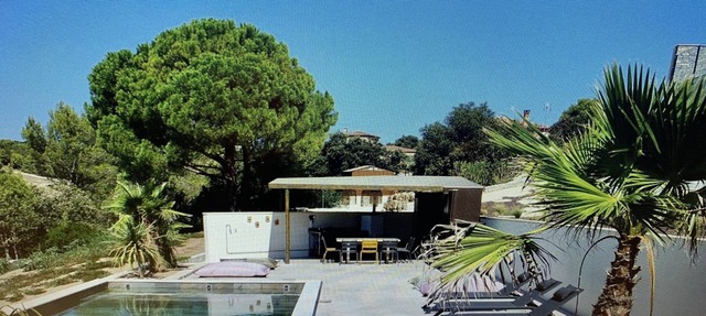 Villa Avec Piscine la Garrigue in Nimes