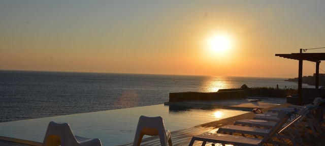Villa Frear I with infinity pool in KYKLADES