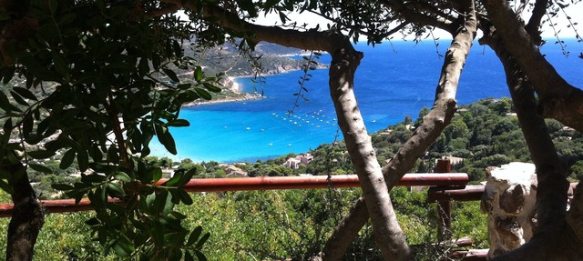 Villa with beautiful views, large living room and three sea view loggias in Maracalagonis