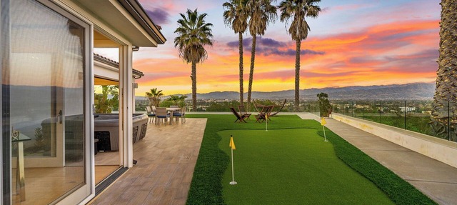 Villa with Incredible views! in Los Angeles