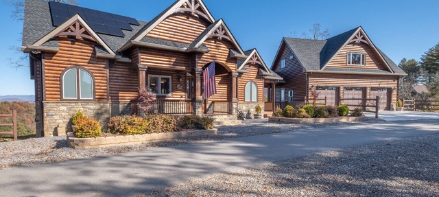Welcome to Crisp Mountain Lodge! in Murphy