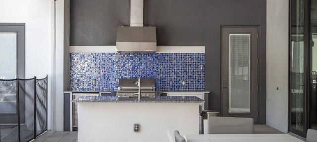 White House at Reunion | 10BR Luxe Stay w/Bowling Alley, Arcade, Private Pool, and Gym Near Disney in Kissimmee