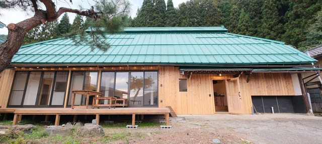 With private woodfired sauna limited to 1 group /Kamitakai-gun Nagano in Kamitakai-gun