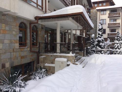 Cedar Lodge 