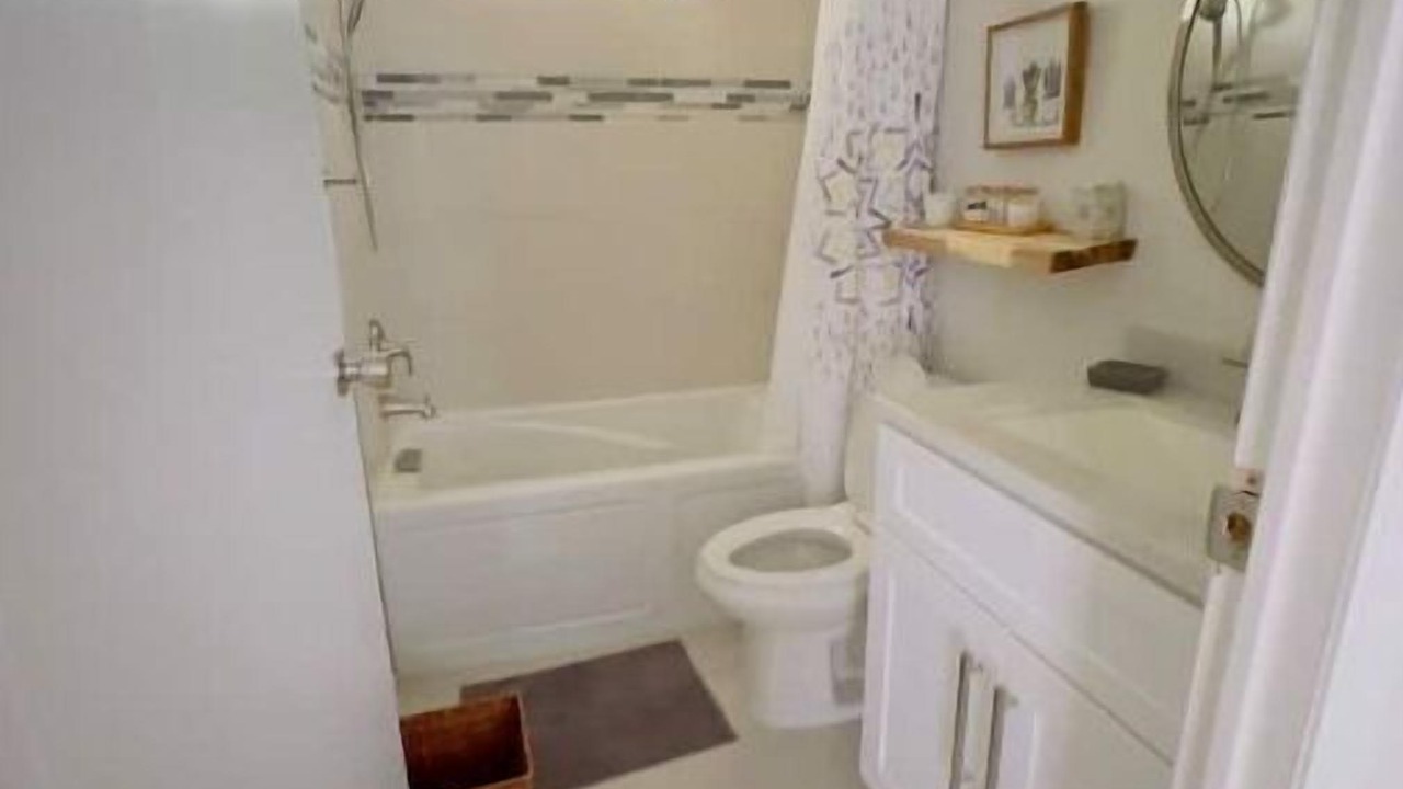 Photo of Bathroom in Plantation Island