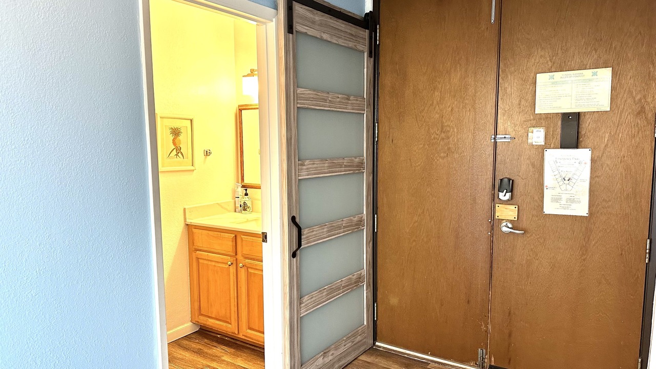 Photo of Bathroom in Kahana