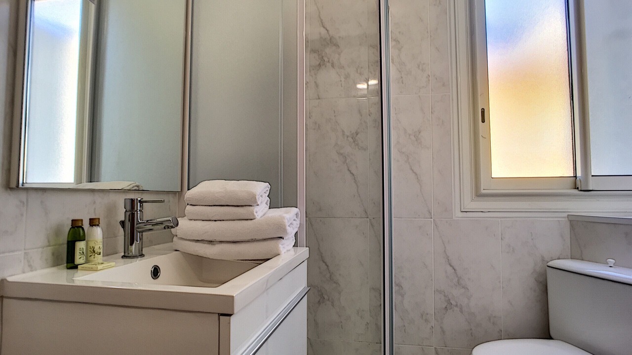Photo of Bathroom in Carre d'Or