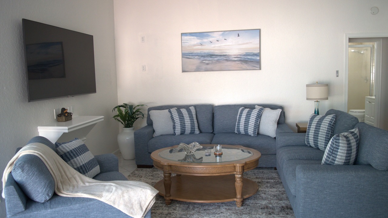Photo of Livingroom in Tropic Palms