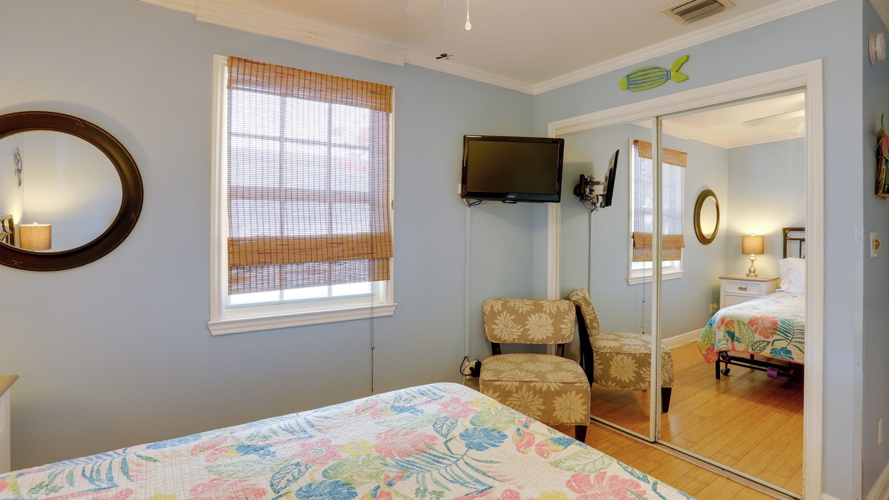 Photo of Bedroom in Truman Annex