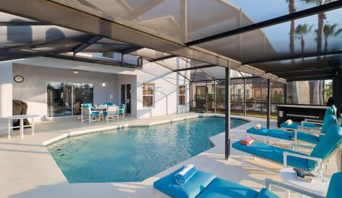Six-Bedroom House