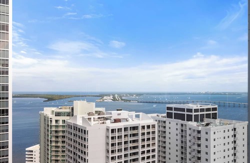 Brickell Apartment | Brickell Arch Apartment City Views & Free Parking by Palermo Home Miami