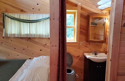 Soldiers Grove Cabin | Off-grid Cabin in the Heart of the Driftless