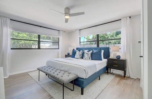 Delray Beach House | 230 | Heated Pool | Hot Tub | Screen Porch | FreeBee Cart Zone |by DelrayNightly