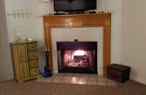 Elf House | Peaceful Townhouse - Near Lake Chatuge-short drive to Murphy/Casino