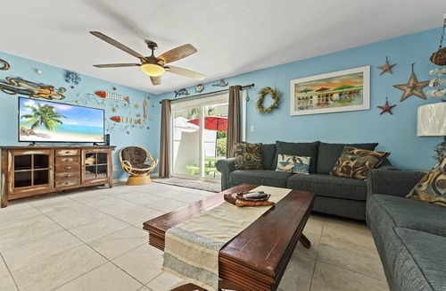 Destin House | Southbay By The Gulf 3/2 Easy 5 minute Walk to the Beach, close to restaurants