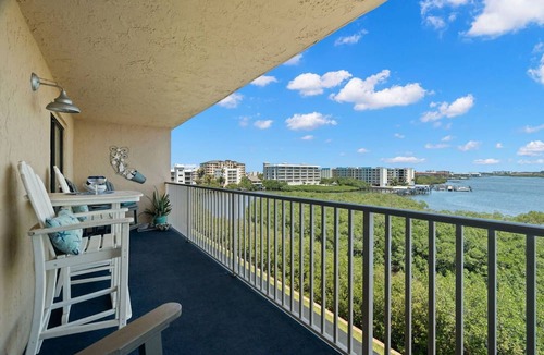 Indian Shores Condo | Waterfront! Tennis/Pickleball, Pool, Grill, Putting Green, FREE Activities! ~ 508 Bayshores
