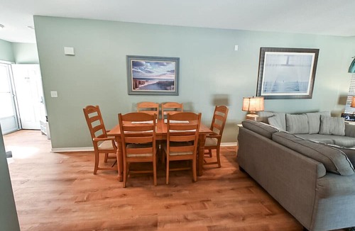 Holiday Isle Condo | Relaxing Destin Beach Walk Condo with Pool Views and Easy Beach Access Sandpiper Cove Unit 9201