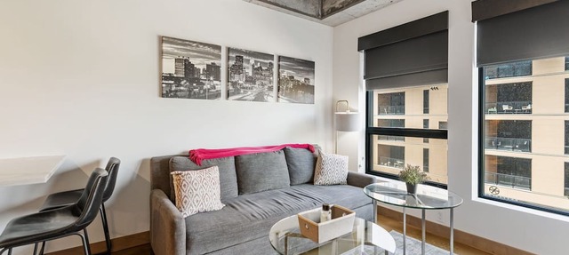 MINNeSTAY* Sable 304 | North Loop | Target Center in Minneapolis