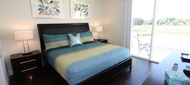 Outstanding, owner operated Townhome, even a TV in the pool area! in Clermont
