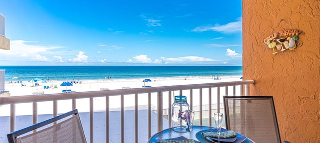 Beach Oasis-Direct Gulf view Balcony, renovated unit, new ac. Last min sale. in Indian Shores
