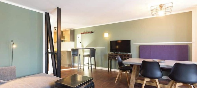 Asia Suite, directly on the Alter Strom - family-friendly/modern/exclusive in Warnemünde